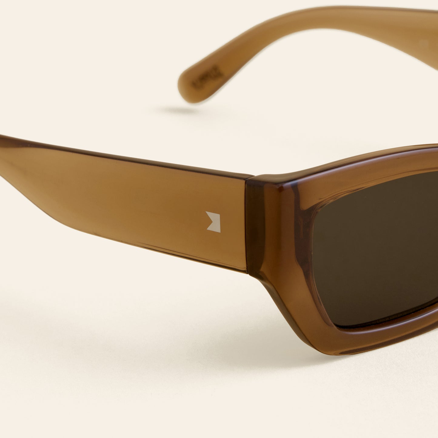 Cove Sunglasses | Honey